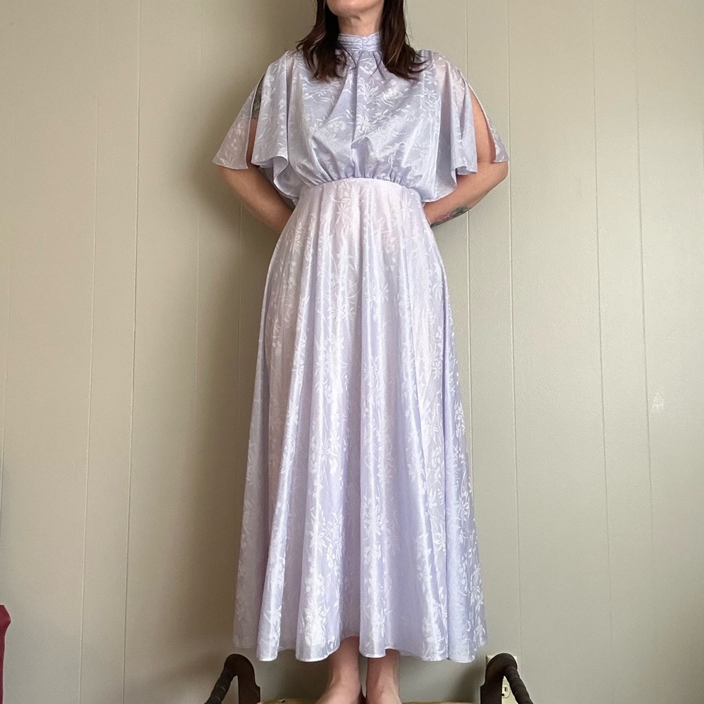 Beautiful vintage periwinkle, blue purple gown built-in pink slip fairytale type